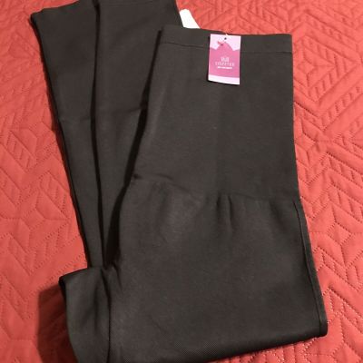 New In Package Empetua High Waisted Shaping Leggings Size 3XL Black