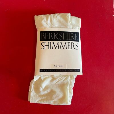 Berkshire Vintage 4643 Ivory Size Medium Silky Opaque Light Control Pantyhose