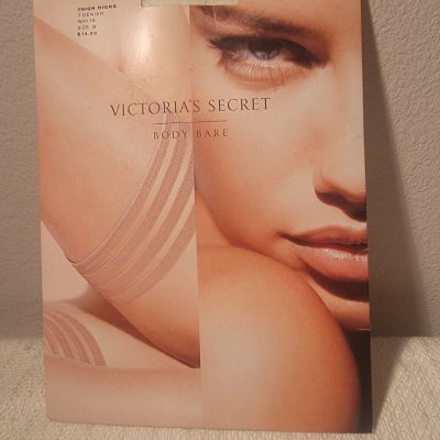 Victoria's Secret Body Bare Thigh High Stockings White Size B  7 Denier
