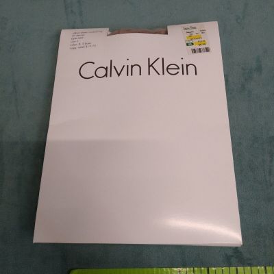 Calvin Klein 669 Silken Sheer Control Top Tights Pantyhose 3 Bare 1 pair