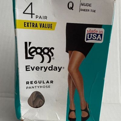Leggs Everyday Regular Pantyhose Size Q Nude 4 Pair Sheer Toe - NEW open box