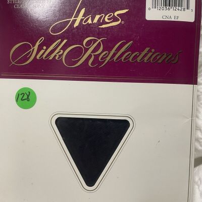 (128) New Hanes Silk Reflections style 717 Seze EF Classic Navy