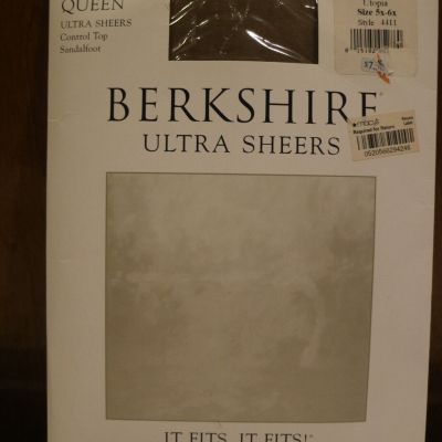 Berkshire Ultra Sheers Queen 5x -6x Control Top Pantyhose Plus Size “Utopia”