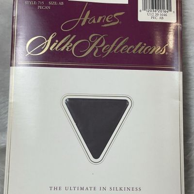 Hanes Pantyhose 1995 Silk Reflections Silky Sheer Sandalfoot #715 Pecan SZ AB