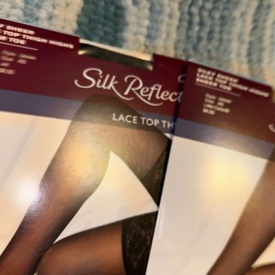 Hanes Silk Reflections Thigh Highs Lace Top Nylon Stockings Sandlefoot