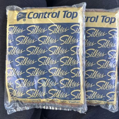 Silkies Control Top Large MOCHA Pantyhose Lot of 2 NEW! New Old Stock  X-QUEEN
