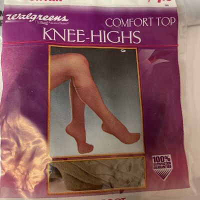 Ravinia Walgreens sheer knee highs lot of 7 stockings