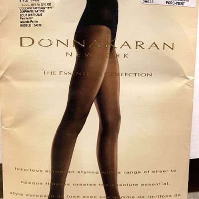 Donna Karan 0A036 The Essentials Collection Tights Parchment Size Plus $16 NWT