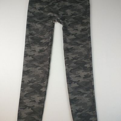 Spanx Gray Camo Leggings 1X, Active Wear,  Look At Me Now Style