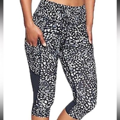 Athleta l Spotty Up For Anything Crop Leggings XS