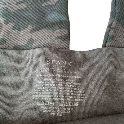 Spanx Black And Gray Camouflage Camo Women’s Leggings Size Large Workout Yoga