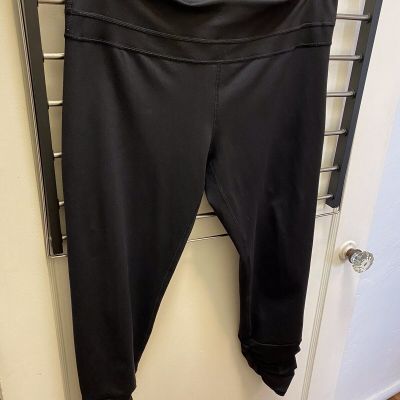 CAbi Womens M Ruched at Ankle   Black Legging / Yoga Pant  Style # 664