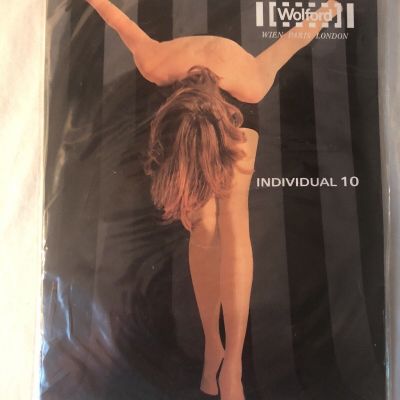 Luxurious Wolford Brand Individual 10 Black Tights Size Small