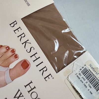 Berkshire Hose Without Toes Ultra Sheer Pantyhose Control Top Sz 2 Natural Tan