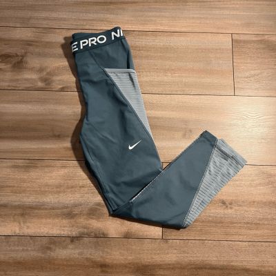 Nike Pro Blue Athletic Workout Leggings Women  XS Bin O-66
