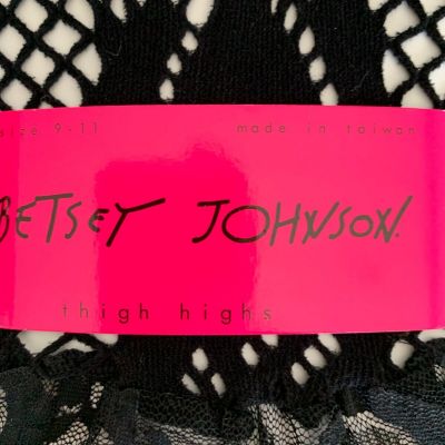 NWT BETSEY JOHNSON Black Lace Pattern Thigh High Stockings Nylon Size 9-11