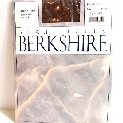 PANTYHOSE Beautifully Berkshire Size 2 Sandalfoot/ French Coffee/Ultra-Sheer