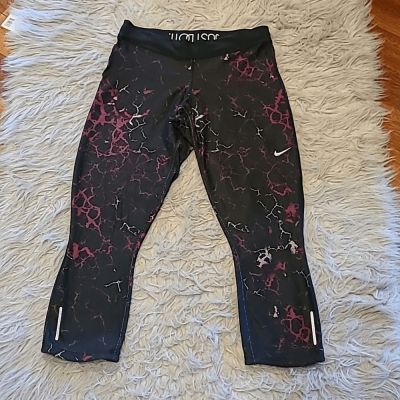 Nike dri fit womens black and purple cropped workout pants size medium