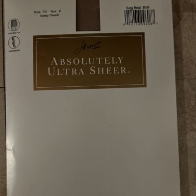 Hanes Plus Absolutely Ultra Sheer Control Top Pantyhose Sandal Foot  Size E