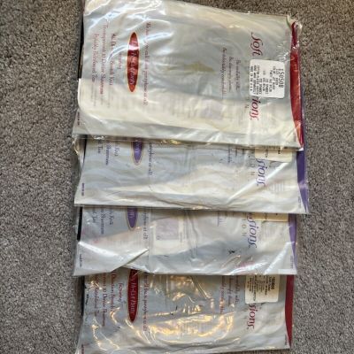 Silkies Ultra Soft Dimensions Lacy Hi-Cut Panty & Control Top Pantyhose Black Q