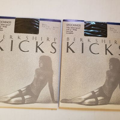Vintage Berkshire Kicks Sandalfoot Stockings -Black C-D    Dated 1988
