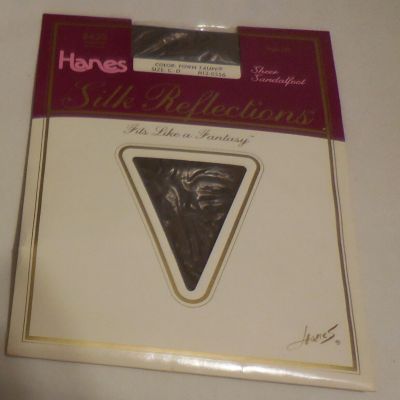 1 Hanes Silk Reflections Silky Control top Sandelfoot pantyhose C-D Town Taupe