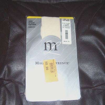 Maggie Lawrence Sheer to Waist Sandalfoot Pantyhose Off White Sz A/B