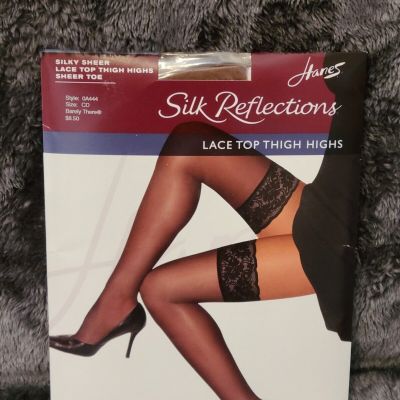 Hanes Thigh High Lace Top Stockings Silk Reflections BarelyThere CD 0A444
