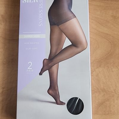 Silk Impressions Shimmer Sheer Hose. 2 Pr. 20 Denier. Black.