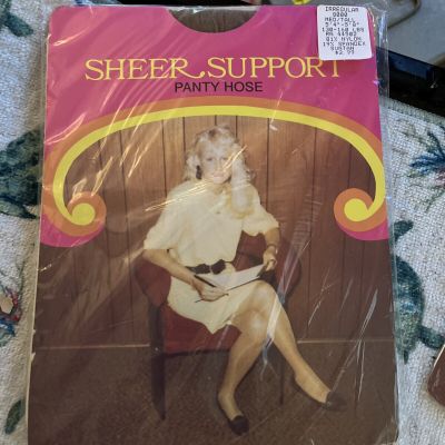 Vtg Seamless Sheer Support Suntan Nylon Stockings Pantyhose MED/TALL  NOS