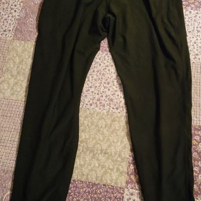 1 Pair of women's size 20/3XL  leggings.  These fit more like 22/24. With pocket