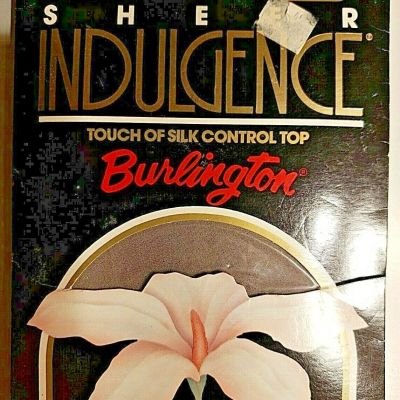 Vintage Sheer Indulgence Burlington Pantyhose Nude Toe Size 2 Dove A10