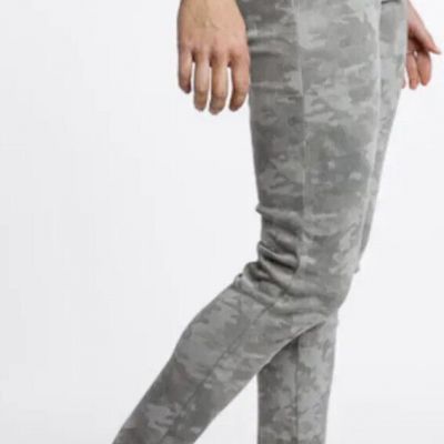 Spanx Camo Jegging Pull On ‘Jean-ish’ Legging Jean Style Pant Size Medium