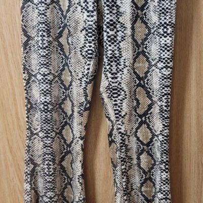 Fashion Nova~Womens Snake Print Flare Leg Leggings~Size Large
