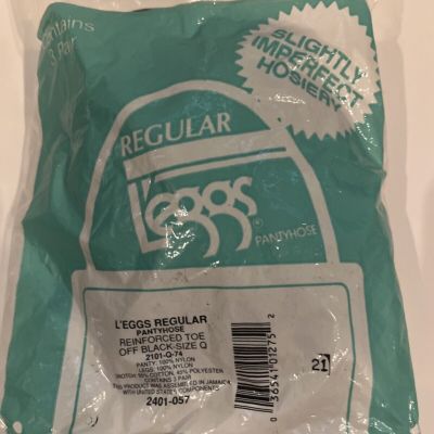 Leggs NOS  3 Pair Package Regular Pantyhose Off Black Size Q Reinforced Toe