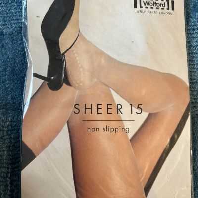 New & Sealed: Wolford SHEER 15 TIGHTS! Size Medium Black! NON SLIPPING