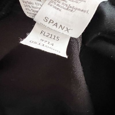 Spanx Moto Ponte High Waisted Legging in Very Black Size Medium Elastic Waist