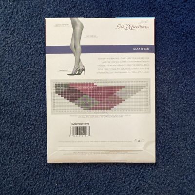 Hanes Silk Reflection Pantyhose Silky Sheer 717 Control Top Sandalfoot Size CD