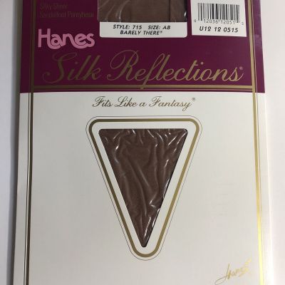 Hanes Silk Reflections Pantyhose Sandalfoot Sheer 715 AB Barely There Vintage