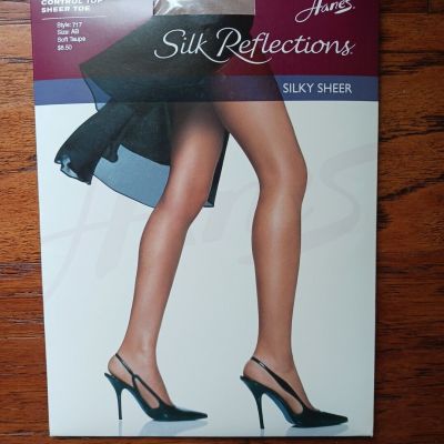 Hanes Women's Silk Reflections Control Top Sheer Toe Pantyhose Soft Taupe	AB