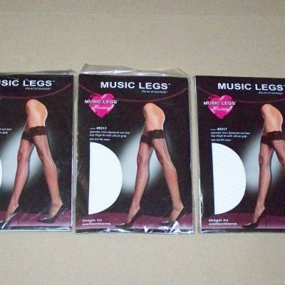 MUSIC LEGS White Nylon Spandex Mini Diamond Net Thigh Hi Lace Top Stockings Set