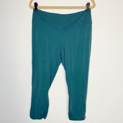 Nike Dri-Fit Teal 3/4 Length Leggings Size Large Workout Outdoor Athletic