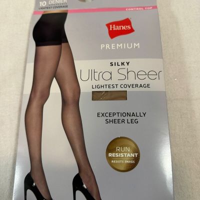 Hanes Women's Pantyhose Ultra Sheer Light Coverage 2pk Size S
