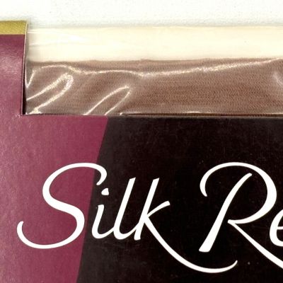 Hanes Women's Silk Reflections Sheer Lace Top Thigh-High Stockings SZ A/B Nylon