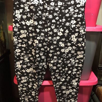 Terra & Sky Womens Black & White Floral Print Cropped Leggings Size 0X NWT