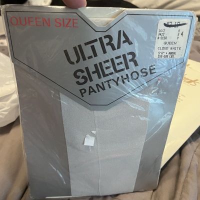 Ultra Sheer Panty Hose Queen Size Cloud white Vintage New