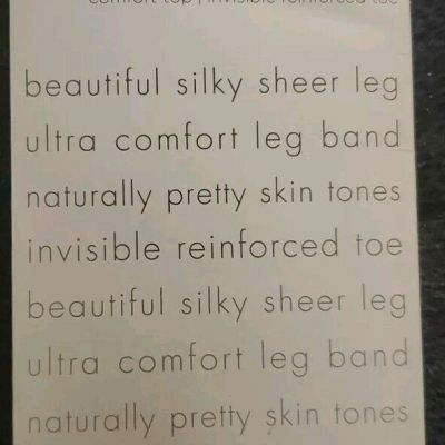 HUE So Silky Sheer Knee Hi Highs 2 Pair Natural Beige Size 1 12222 Invisible Toe