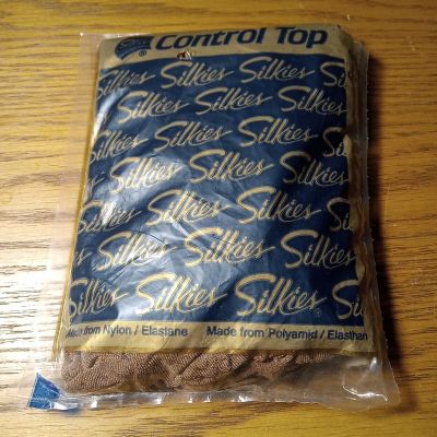 Silkies Control Top Pantyhose Sz Large Beige